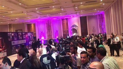 بالصور: المدير التنفيذى لـ9090 يتسلم جائزة 