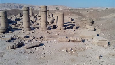السيول تهدد قري المنيا بالغرق (صور) 