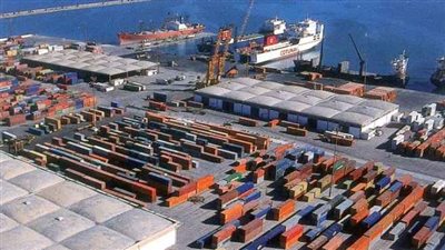 وصول 165 ألف طن قمح إلى ميناء الإسكندرية
