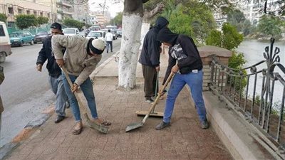 حملة نظافة بشوارع الوحدة المحلية لمجلس قروى الرياينة المعلق بسوهاج