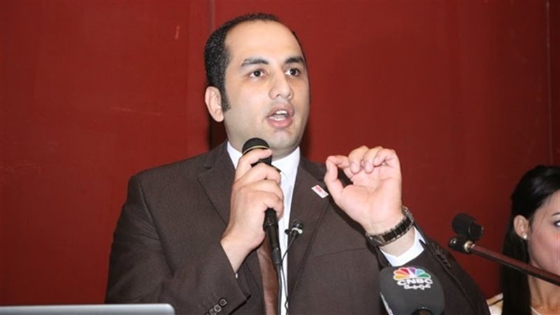 الدكتور محمد النظامى