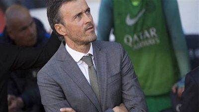 أسطورة أرسنال يرشح مدرب برشلونة السابق لتدريب الفريق