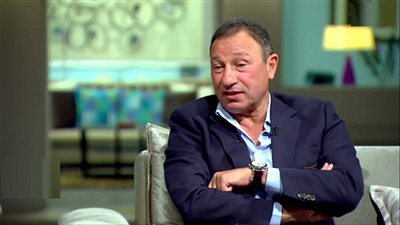 الخطيب يطير إلى الإمارات لحضور مهرجان اعتزال 