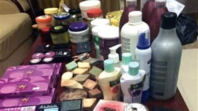 ضبط 2152 عبوة منظفات ومستحضرات تجميل 