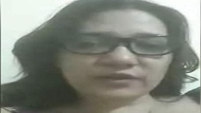 حبس الإثارية أمل فتحي صاحبة المقاطع المخلة 15 يومًا