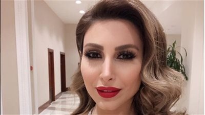 يارا تروي 