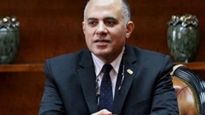 وزير الرى يغادر مؤتمر أسبوع القاهرة للمياه بعد استدعائه بمجلس الوزراء