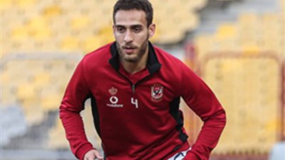 ثنائي الأهلي يغيبان عن المران بسبب الطيران
