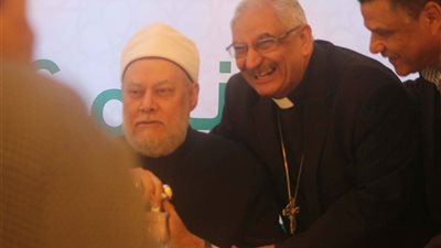 فيديو| علي جمعة: لا نحتاج للذكريات نحن نعيش في زمن جميل 