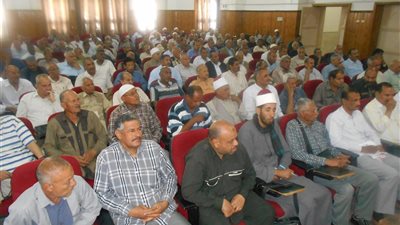 اجتماع لبحث استعدادات امتحانات الشهادة الابتدائية بمنطقة سوهاج الأزهرية
