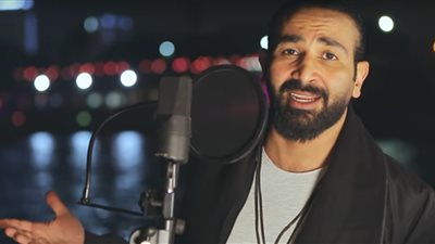 لماذا يهدر أحمد سعد موهبته ؟