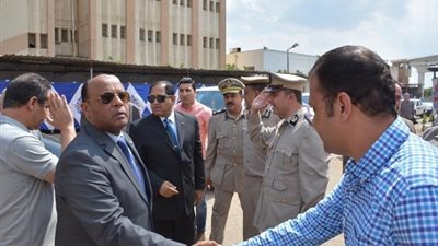 محافظ الغربية ومدير الأمن يضعان حجر الأساس للخدمات المرورية الجديدة بالغربية