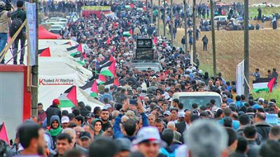 عاجل| استشهاد 7 فلسطينيين وإصابة 500 آخرين برصاص الاحتلال بقطاع غزة