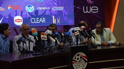 صور| كوبر: لدينا بديل لـ