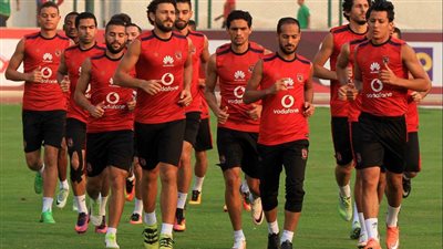 تدريبات خفيفة للاعبي الأهلي في أوغندا
