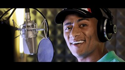  فيديو| محمد رمضان ينشر كواليس تسجيل تتر 