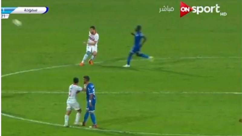 لحظة ضرب طارق حامد