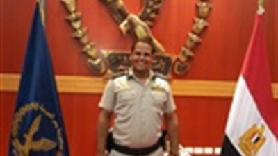 وزير الداخلية ومدير أمن سوهاج يكرمان النقيب مصطفى الهلالى لتفانيه في أداء الواجب