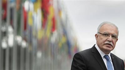 وزير الخارجية الفلسطيني يطالب العرب بسحب سفرائهم من أمريكا