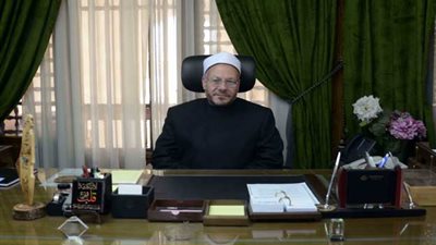 مفتي الجمهورية يشيد بمنهج الأزهر 
