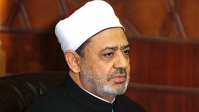 فيديو| الإمام الأكبر يهنئ الرئيس السيسي بحلول شهر رمضان 2018