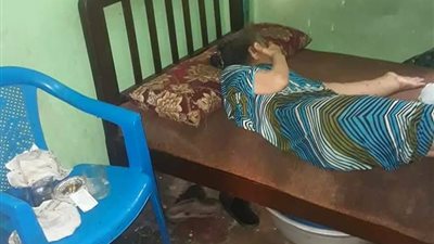 صور| استغاثة لإنقاذ مسنة بالموسكي من الموت
