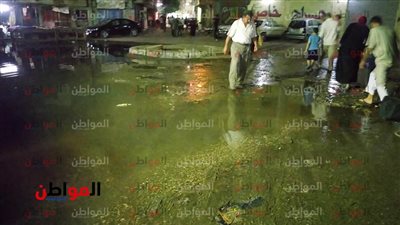 صور| الصرف الصحي يُغرق شوارع عزبة النخل والأهالي تستغيث