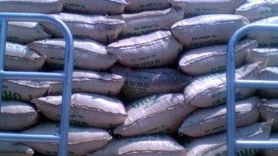 حملة تموينية مكبرة تسفر عن ضبط 5 أطنان أسمدة مجهولة المصدر بالمنوفية