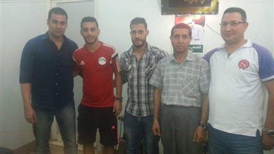 بيلا يخطف توقيع عصام بعيت لاعب خط وسط دكرنس 