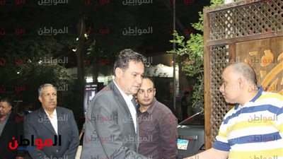 صور| خالد جلال في عزاء شقيقة محمود أبو رجيلة
