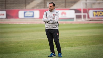 أيوب: الأهلي منظومة كبيرة.. وسندعم المدرب الجديد