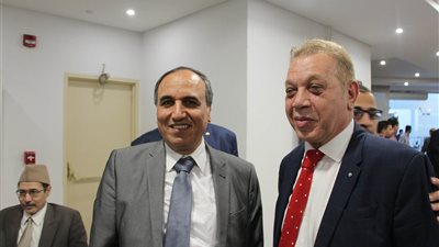 صور| عبد المحسن سلامة على رأس حضور افتتاح مطعم 