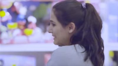 فيديو| سيدة عراقية تنهمر بالبكاء في برنامج 