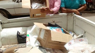 ضبط 18 ألف عبوة مواد غذائية فاسدة بـ 