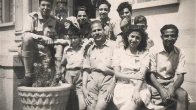 مصر زمان.. تعرف على دور اليهود فى إنشاء المصانع وعربات النقل والسكك الحديدية