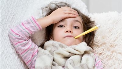 احترسي من المضادات الحيوية.. قد تضر طفلِك أكثر مما تنفع