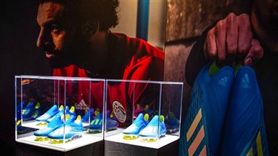 صور: شاهد حذاء محمد صلاح الجديد لخوض نهائي دوري أبطال أوروبا