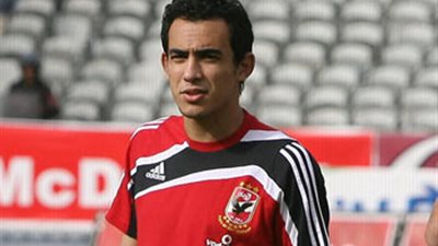 رسميًا.. لاعب الأهلي السابق يعلن انتقاله لـ