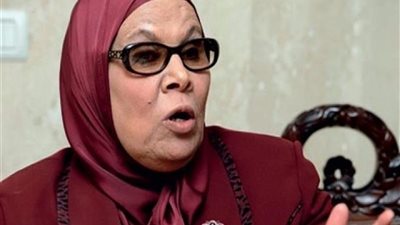 أمنة نصير: لا بد من تواجد المرأة في المناصب القيادية
