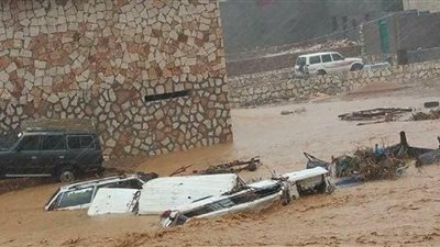 مصرع 5 أشخاص وفقدان 40 آخرين جراء إعصار 