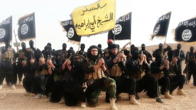 نشأت الديهي: الجماعات الإرهابية تتصل بـ