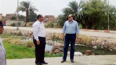 محافظ سوهاج يشدد على تطهير مصرف أخميم من التعديات والاشغالات 