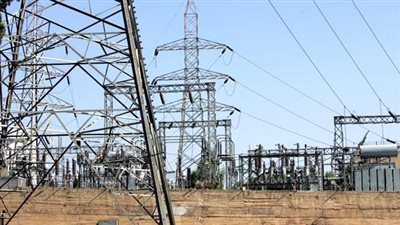 إستقرار التيار الكهربائي وإعادة تركيب 6 أبراج للكهرباء بـ