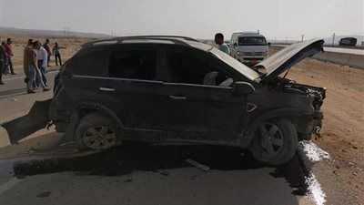 مصرع سيدتين واصابة رجل بحادث انقلاب ملاكى بالسويس 