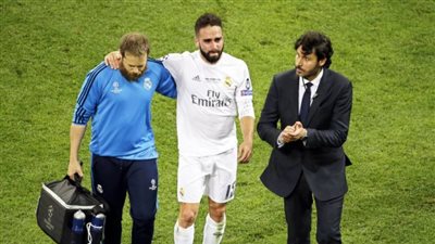 إصابة كارفاخال تربك حسابات مدرب المنتخب الإسباني