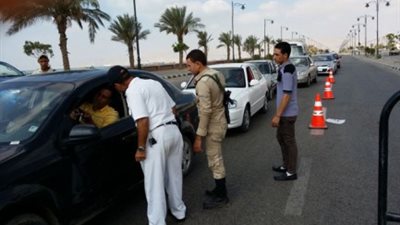 حملة مرورية تسفر عن تحرير 1472 مخالفة لقائدي السيارات والدراجات النارية بـ