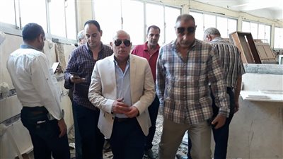 محافظ بورسعيد يتفقد مركز التطوير التكنولوجي