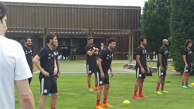 صور.. المنتخب ينهى مرانه الصباحي فى إيطاليا استعداداً لـ