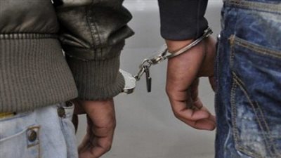 حبس تاجرين  فاكهة 4 أيام لحيازتهم أسلحة نارية بنية التشاجر بـ 