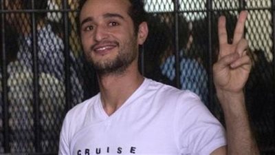 اليوم .. استكمال محاكمة أحمد دومة في 